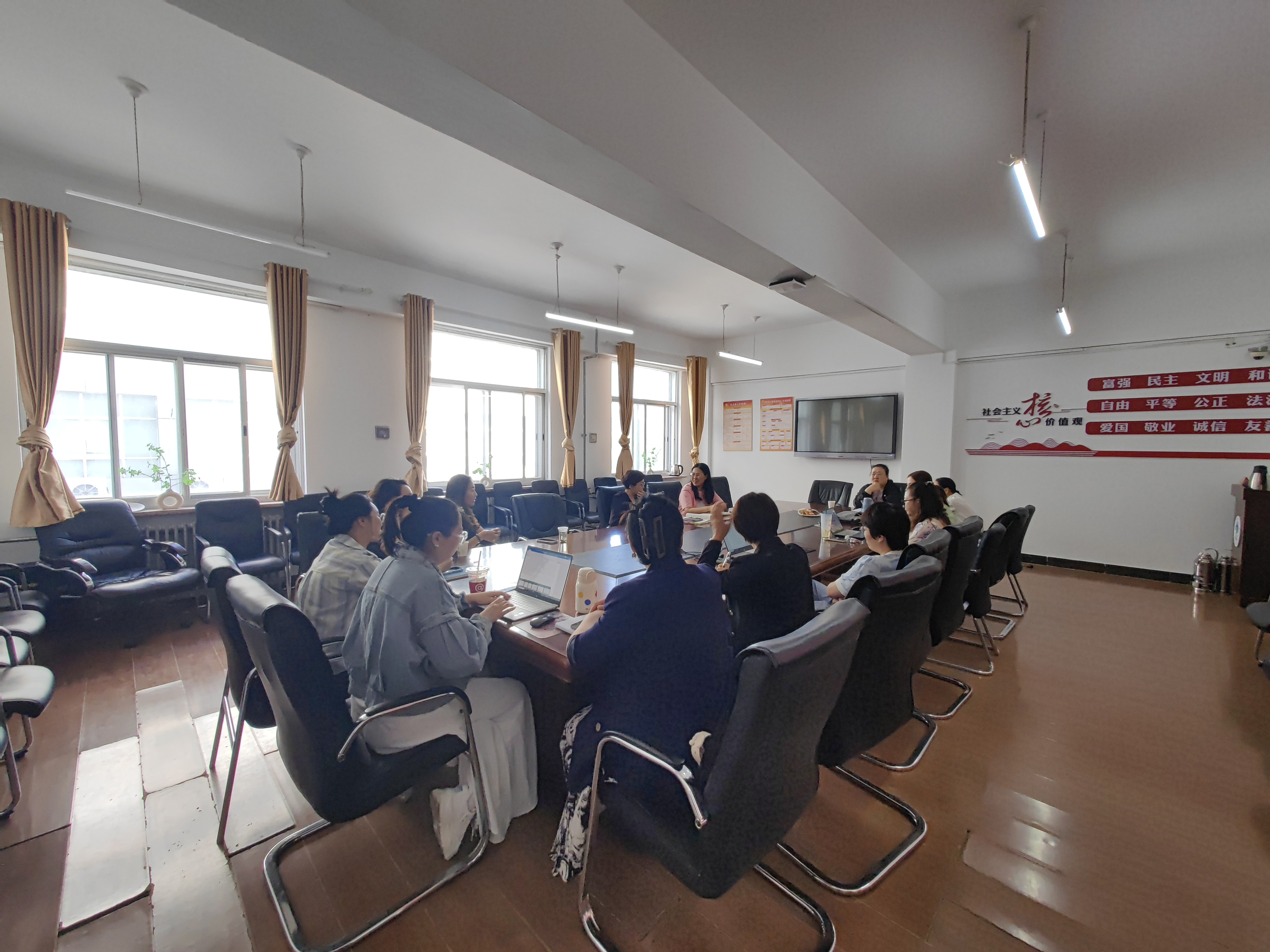 教育学院开展教学研讨会-教育学院